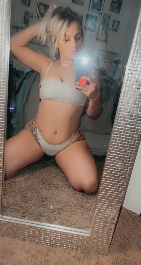 Header of autumnknightly