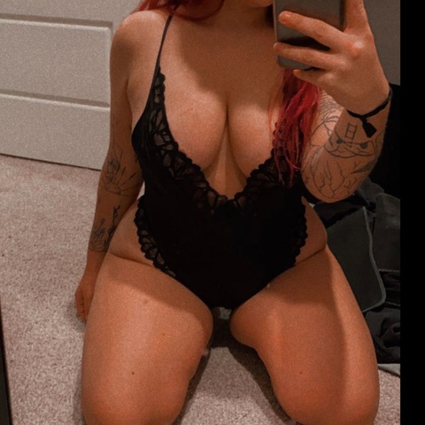 Header of elle.at.home