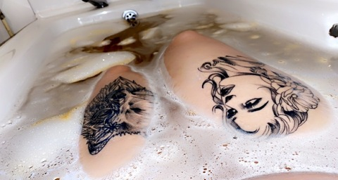 Header of highhickeybitch23