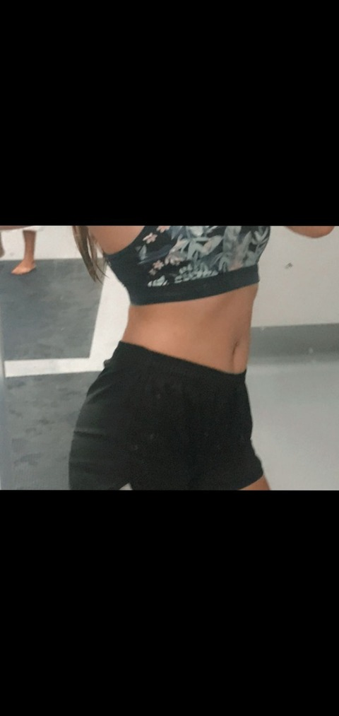 Header of jasmineee.xo