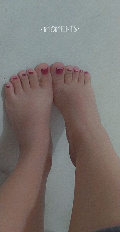 Header of martha_feet