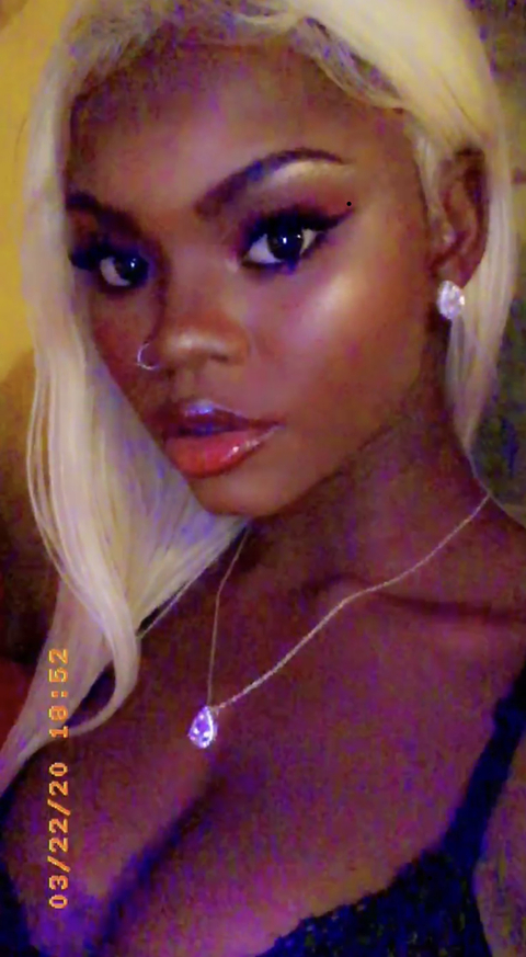 Header of misspanlove