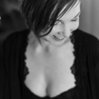 Download neighbourgirl OnlyFans content for free 

 profile picture