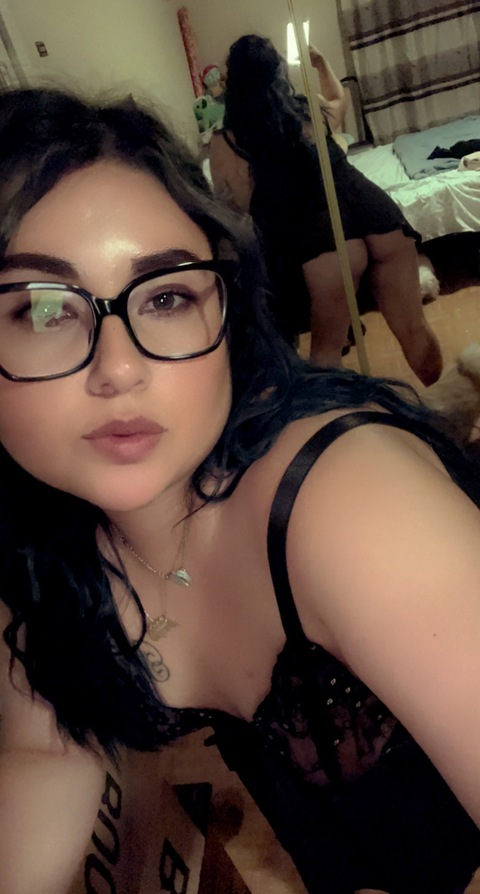 Header of thicksalicious001