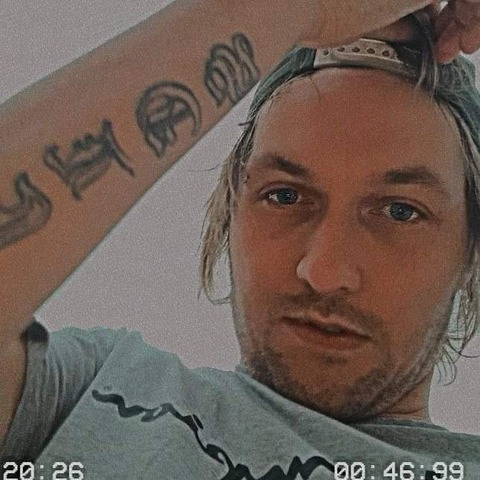 Header of yeahnahmaybe